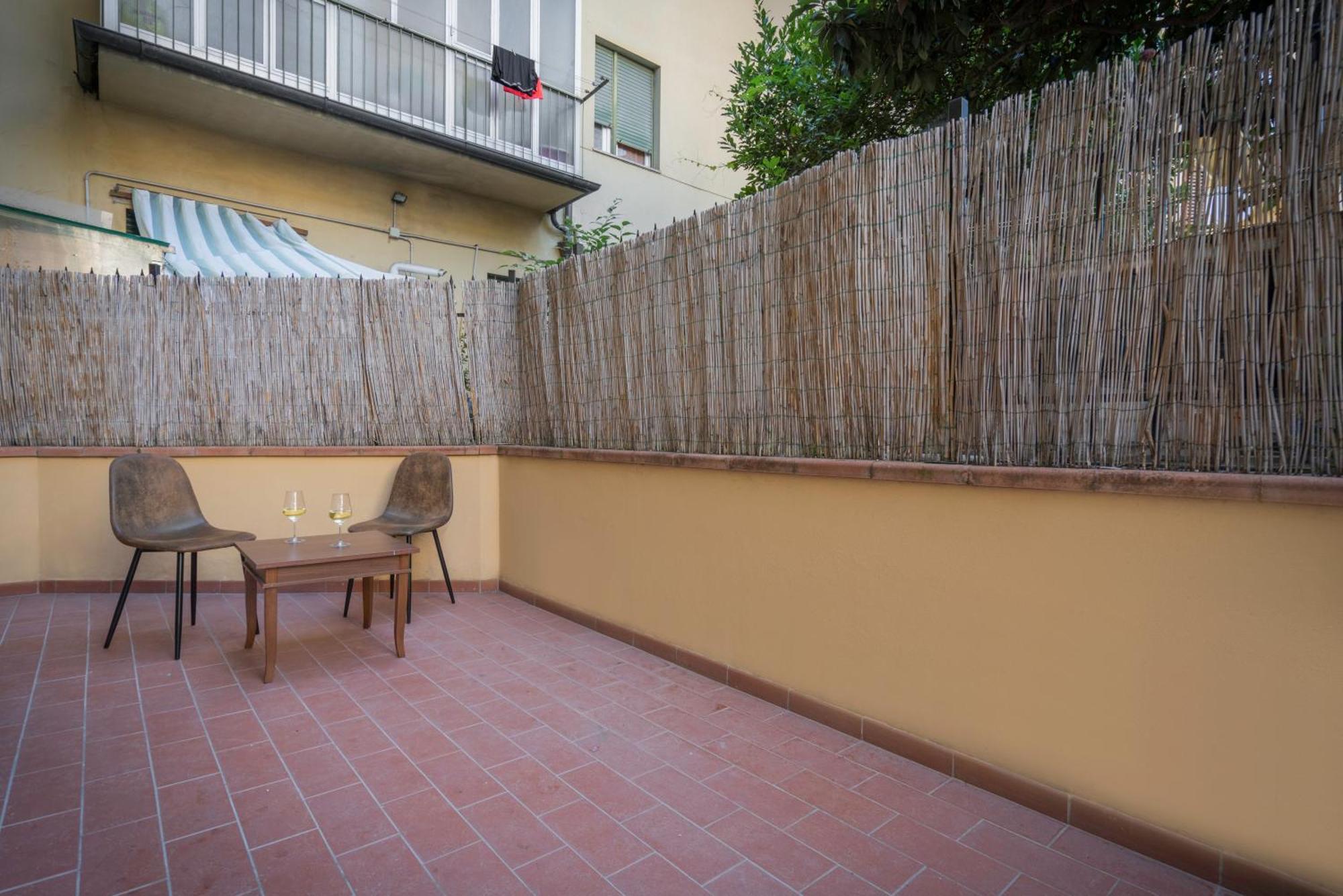 Appartamento Incantevole Con Patio Florence Ngoại thất bức ảnh
