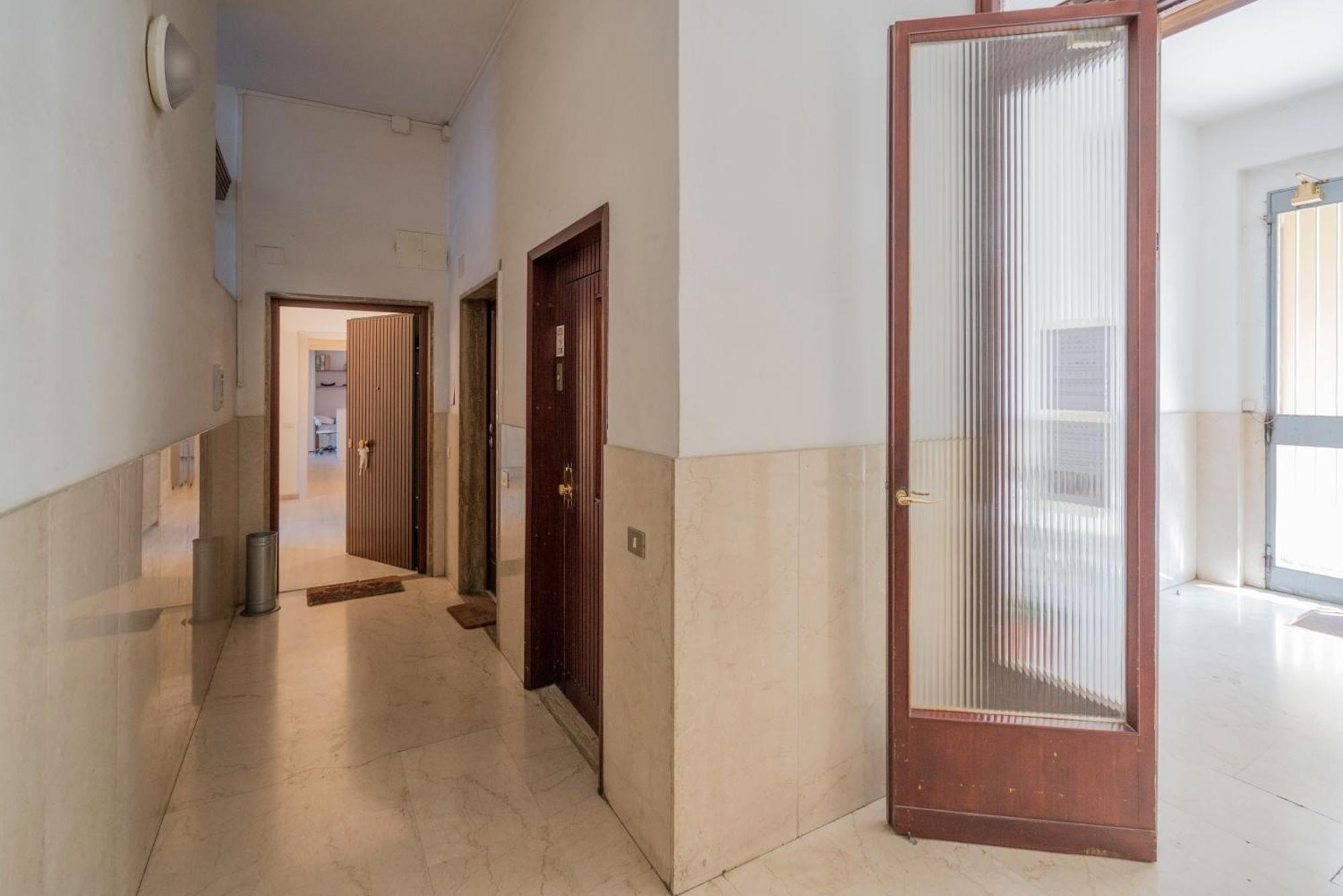 Appartamento Incantevole Con Patio Florence Ngoại thất bức ảnh